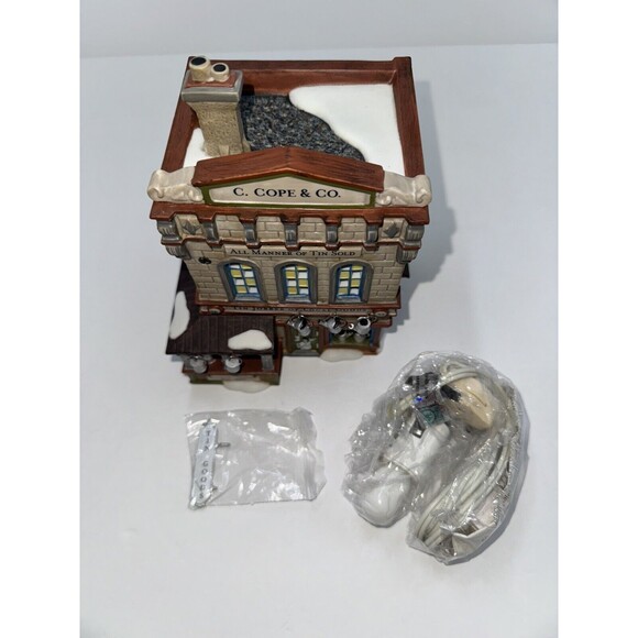 Dept 56 New England Village “C.Cope & Co Tin Jobber “ 799925 Christmas Retired - Picture 5 of 13